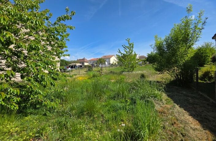 EN EXCLUSIVITE JOLIE TERRAIN  DE 583 M² AVEC CU OPERATIONNEL POSITIF DANS QUARTIER RESIDENTIEL — photo 4