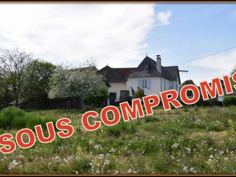 Ferme à rénover sur 3,4 ha de pâtures - vue Pyrénées - LUCQ DE BEARN (64) — photo 1