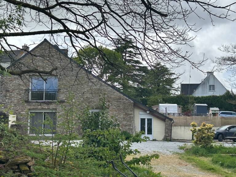 CHARMANTE LONGERE  200 M² EN PIERRES BOURG DE GRAND-CHAMP (56) — photo 1