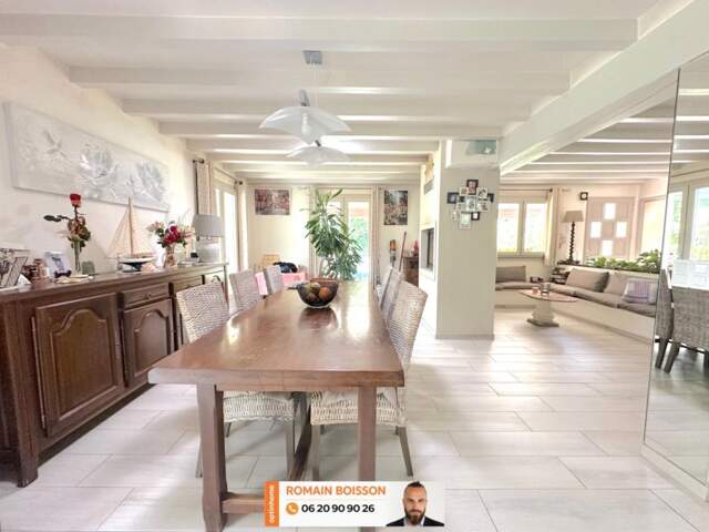 Maison à vendre 8 pièces MANSES (09) - À 7 MINUTES DE MIREPOIX – PROPRIÉTÉ DE 240 M² AVEC PISCINE COUVERTE ET CHAUFFÉE, DÉPENDANCE AMÉNAGÉE DE 200 M² ET PARC ARBORÉ DE 6 890 M² — photo du bien