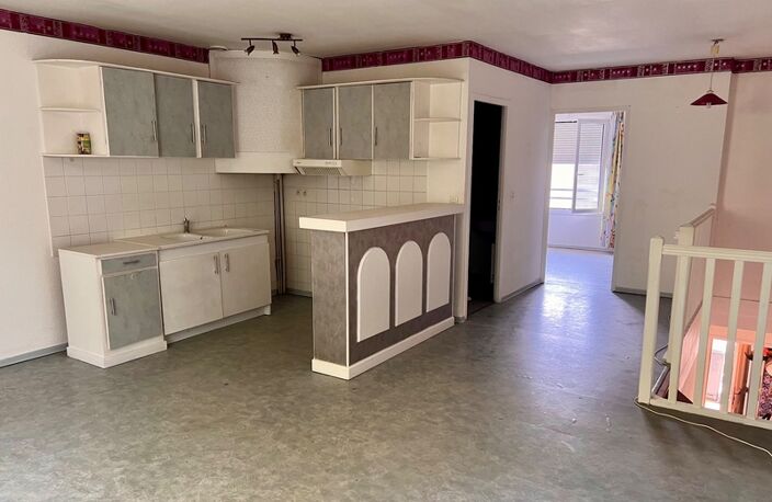 Retour à la Vente - Maison à vendre avec 2 appartements , VILLENEUVE SUR LOT (47) — photo 2