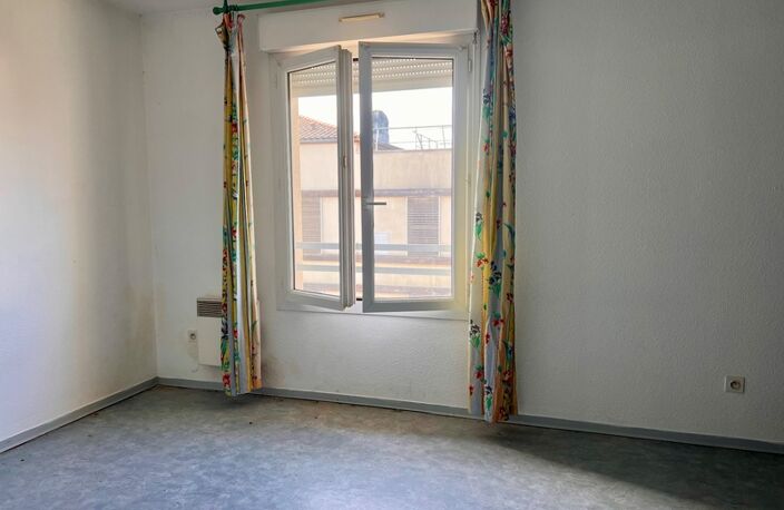 Retour à la Vente - Maison à vendre avec 2 appartements , VILLENEUVE SUR LOT (47) — photo 4