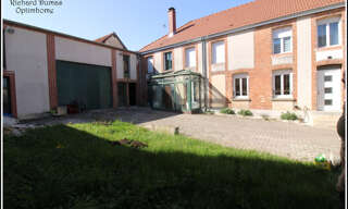 Maison 9 Pièces 218 m² à vendre à Le Mesnil-sur-Oger (51190)