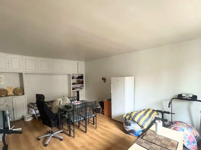 Immeuble à vendre BRETIGNY SUR ORGE (91) — photo du bien