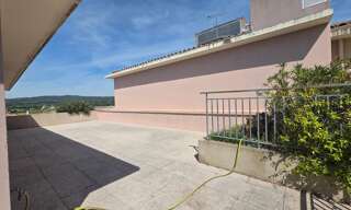 Appartement 4 Pièces 93 m² à vendre à Lambesc (13410)