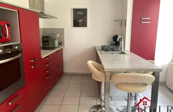 Maison familiale  avec terrain clos — photo 4