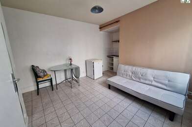 Appartement 1 pièces 330 €