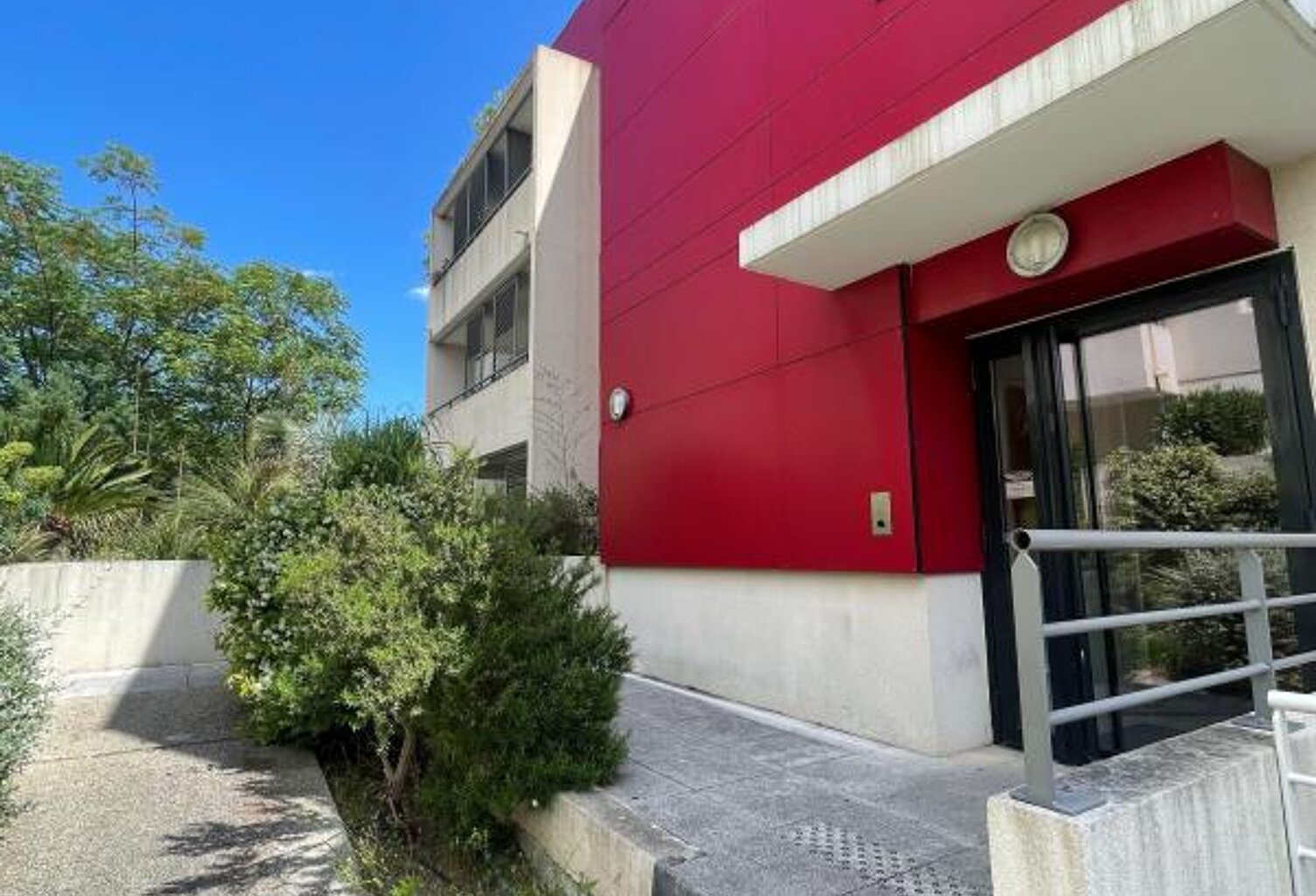Appartement À Vendre à Castelnau — photo 1