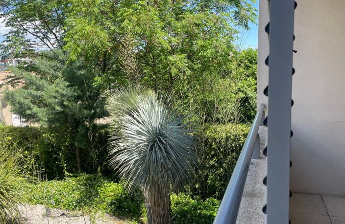 Appartement À Vendre à Castelnau — photo 3