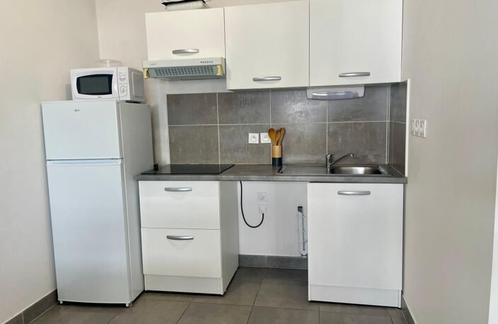 Appartement À Vendre à Castelnau — photo 4