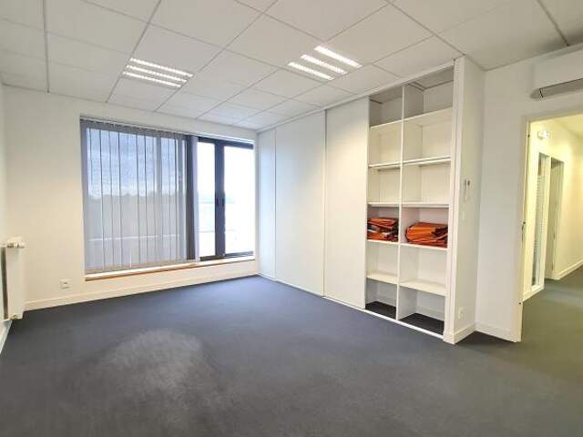 Bureaux 149m² — photo du bien