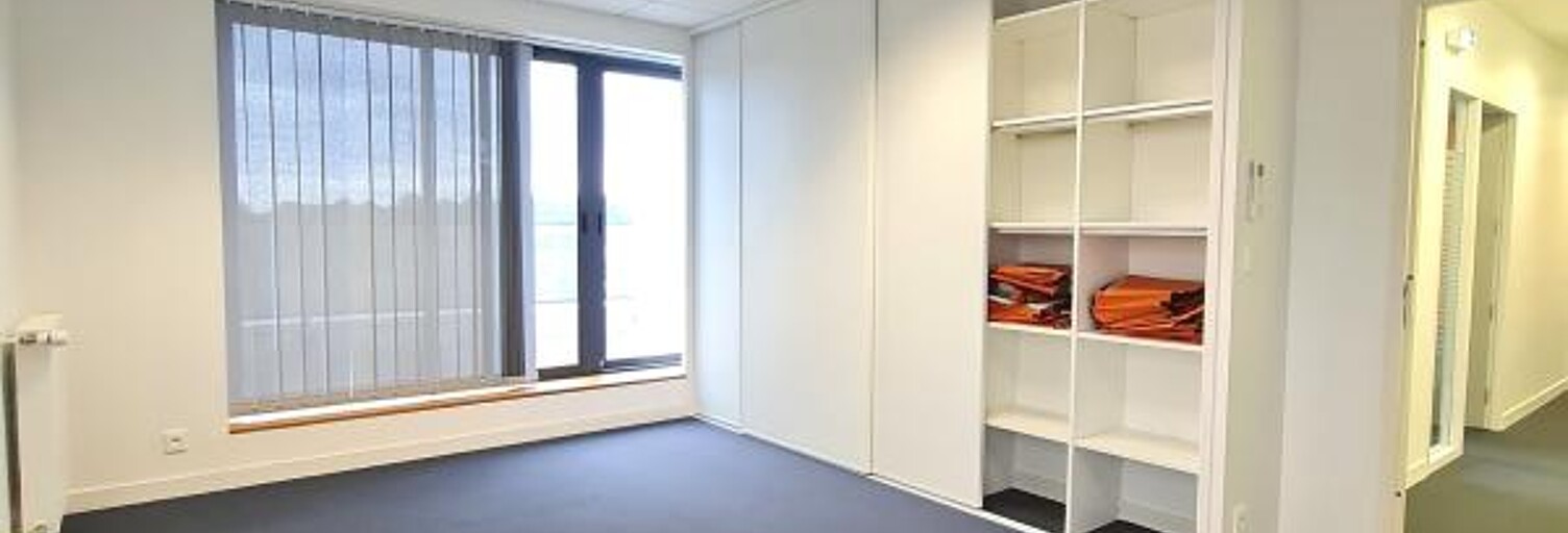 Bureau   m² à louer à Quimperlé (29300)