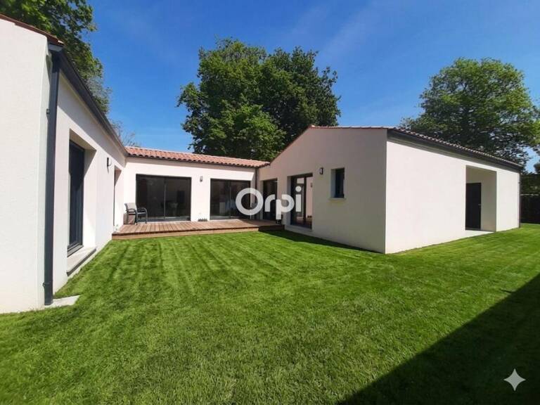 Breuillet – Maison moderne clé en main avec beaux espaces de vie — photo 1