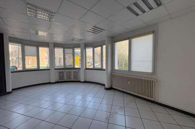 Appartement 5 pièces 160500 €