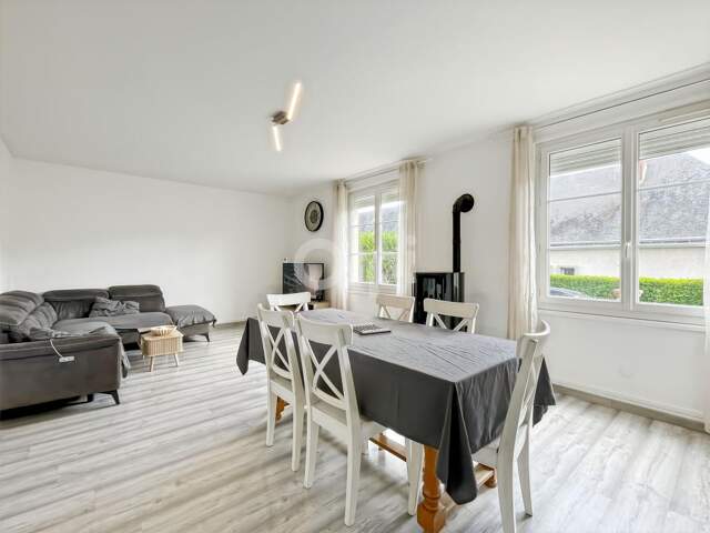 MAISON FAMILIALE 6 CHAMBRES – LA FERRIÈRE-SUR-RISLE — photo du bien