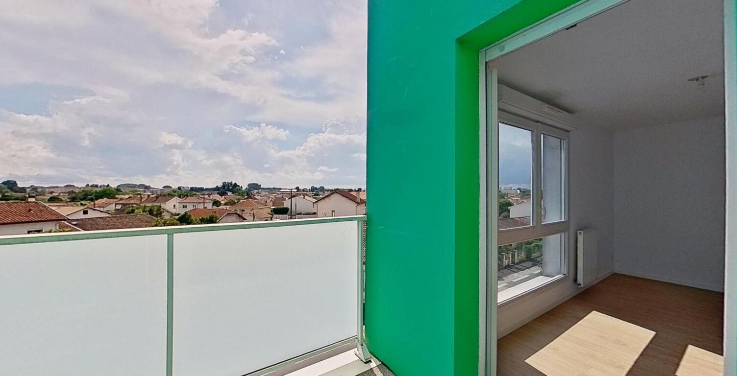 Appartement À Louer - Élégance Suspendue aux Portes de Bordeaux — photo 1