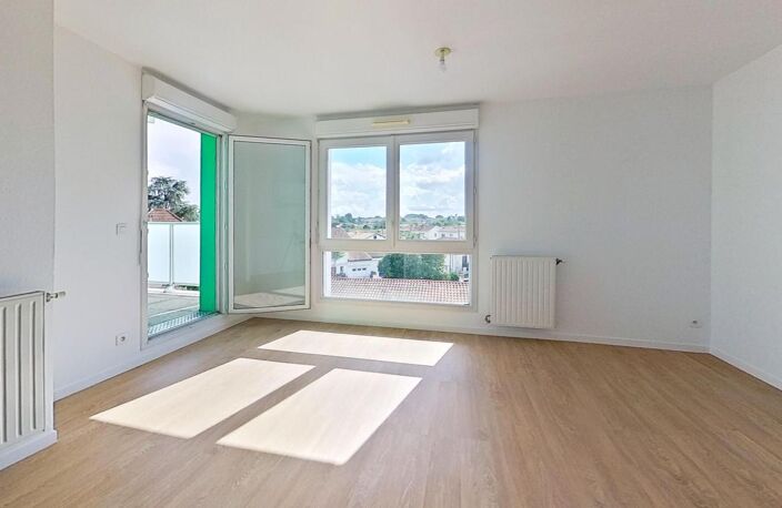 Appartement À Louer - Élégance Suspendue aux Portes de Bordeaux — photo 4