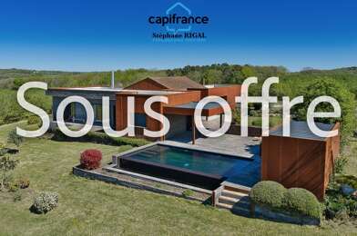 Maison 7 pièces 445200 €
