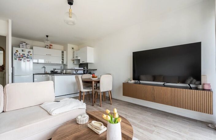 Appartement à vendre T 3 , 55 m2 a LIVRY GARGAN (93) — photo 3
