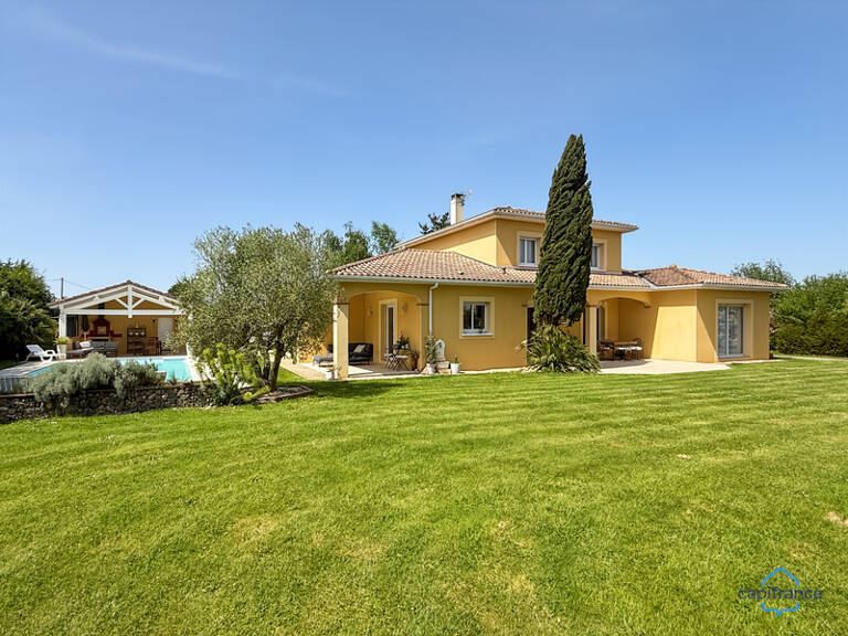 Dpt Landes (40), à vendre AIRE SUR L'ADOUR maison contemporaine T6 de 202m² habitables + terrases, pool house, garage de 60 m² et piscine sur 2755m² de terrain, au calme — photo 1