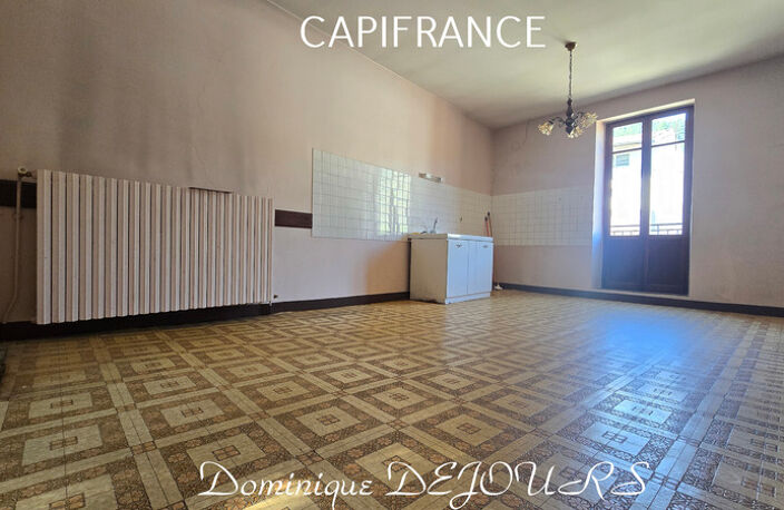 Maison composée de 2 appartements (57 et 43m²) et d'un grand garage de 100m² — photo 5