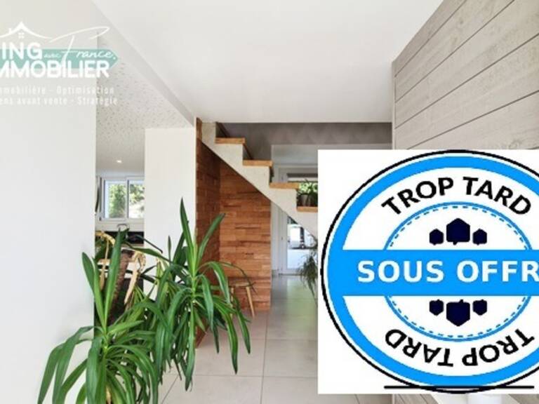 Maison rénovée mitoyenne sur 2 niveaux — photo 1