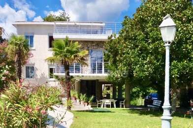Appartement 3 pièces 235840 €