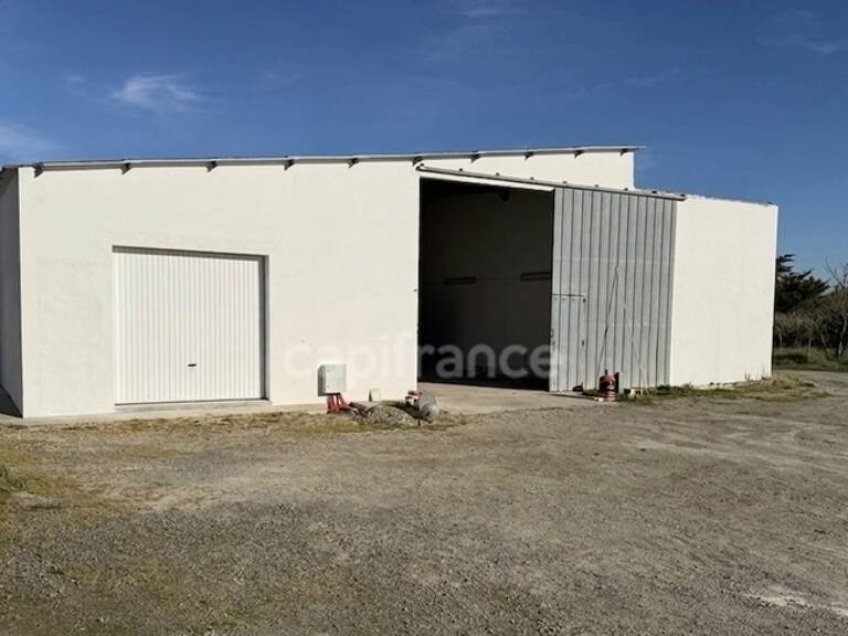 GARAGE SPACIEUX ET FONCTIONNEL — photo 1