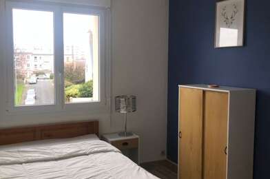 Appartement 3 pièces 860 €
