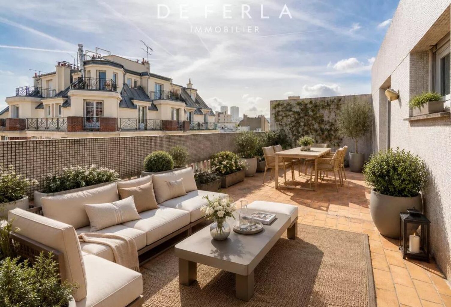 PARIS XIIIème, limitrophe Vème : Duplex familial en dernier étage avec terrasses — photo 1
