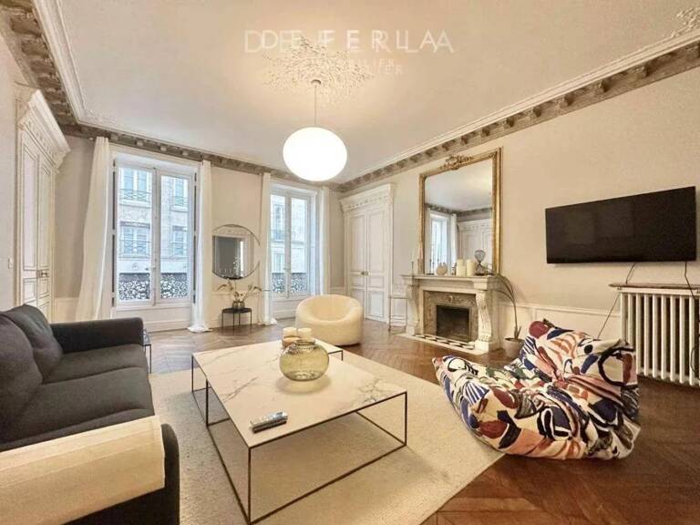 Appartement d'exception- Paris VIII — photo 1