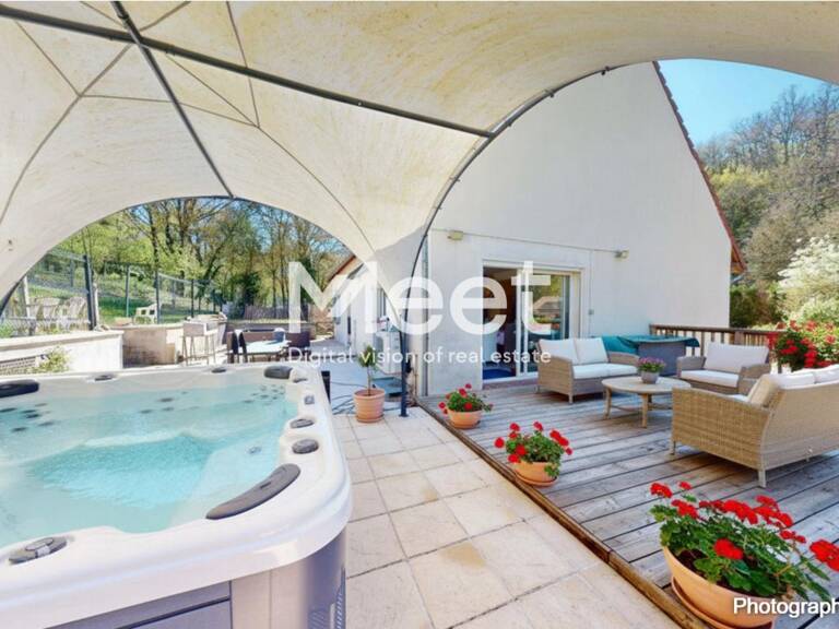 MAISON - 11 PIECES - 8 CHAMBRES - JACUZZI — photo 1