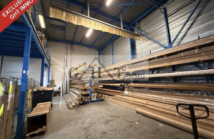 1 137 M2 - ENTREPOT BUREAUX A VENDRE A EMERAINVILLE — photo 2