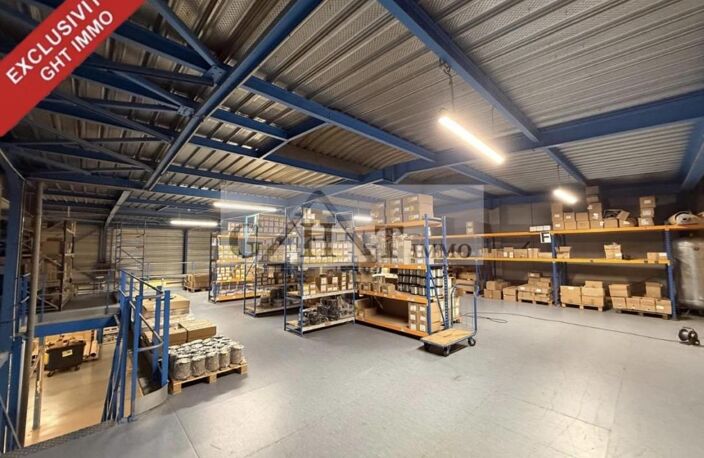 1 137 M2 - ENTREPOT BUREAUX A VENDRE A EMERAINVILLE — photo 4