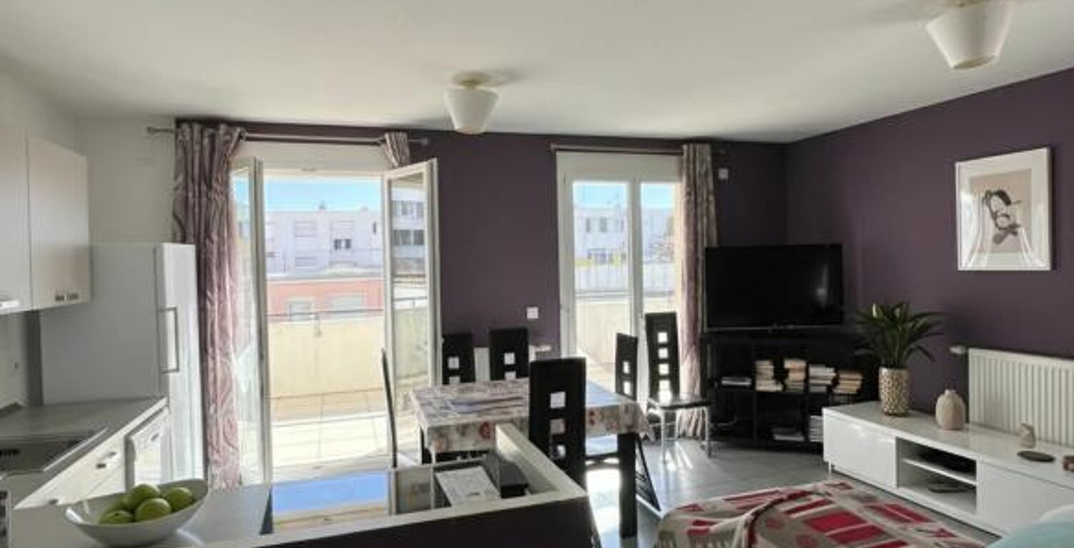 Appartement avec terrasse – 77 m² à Échirolles — photo 1