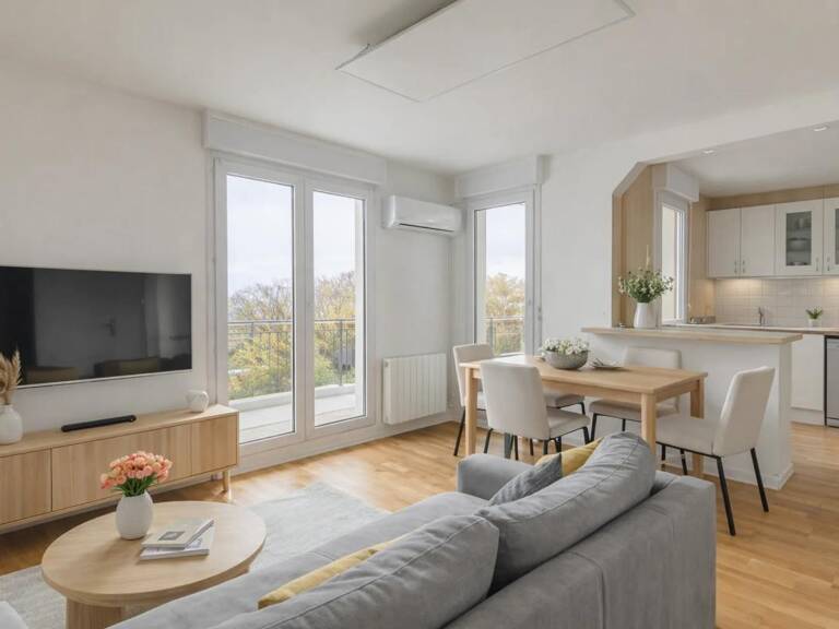 Appartement lumineux avec balcons et loggia — photo 1
