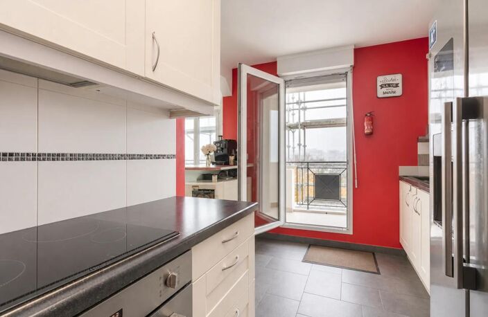 Appartement lumineux avec balcons et loggia — photo 2