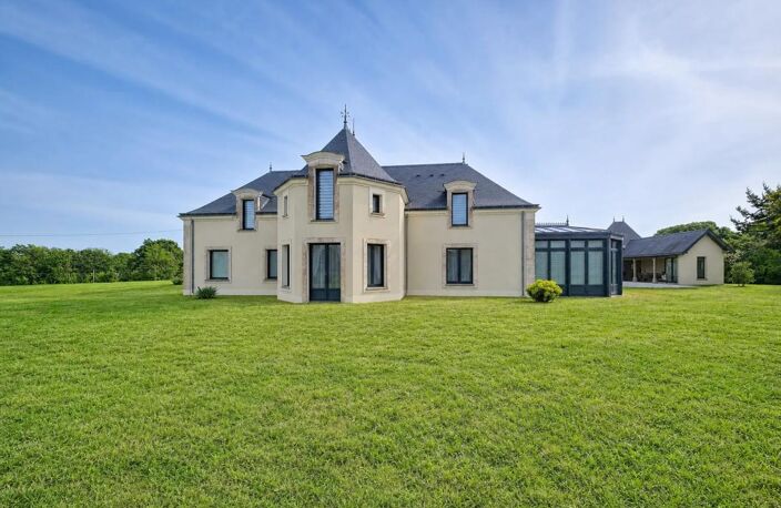 Propriété d'exception de 390 m² à Angrie — photo 2