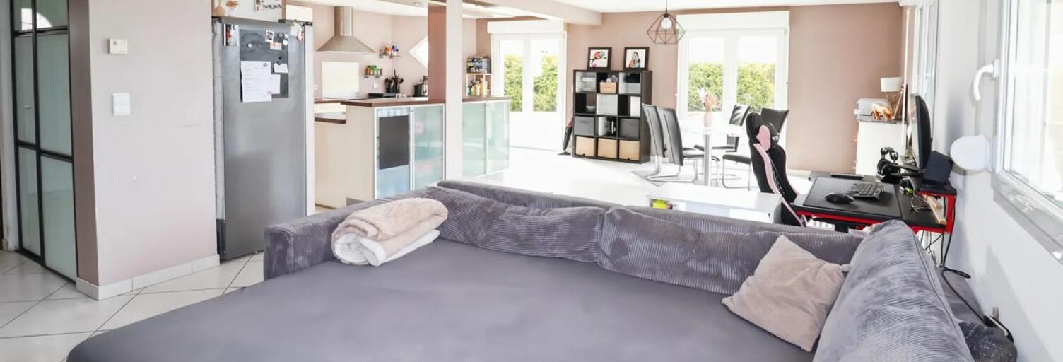 Maison 5 Pièces 161 m² à vendre à La Chenalotte (25500)