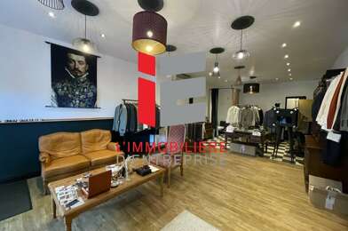 Commerce  800 €