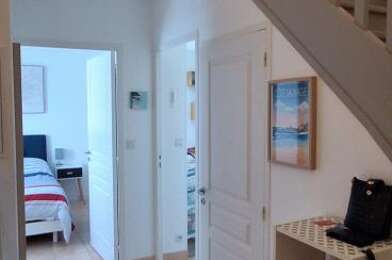 Appartement 4 pièces 341250 €