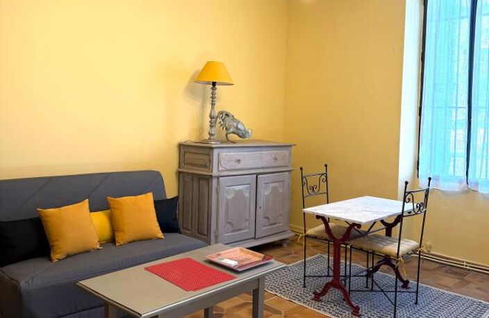 Appartement T1 bis meublé, cour privative et climatisation — photo 2