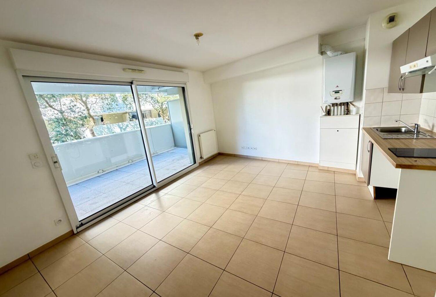 Appartement À Vendre — photo 1
