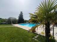 Maison de plain-pied avec piscine, au calme et proche plage — photo 2