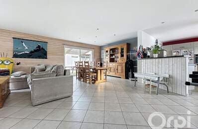 Maison À Vendre — photo du bien
