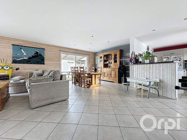 Maison À Vendre — photo du bien