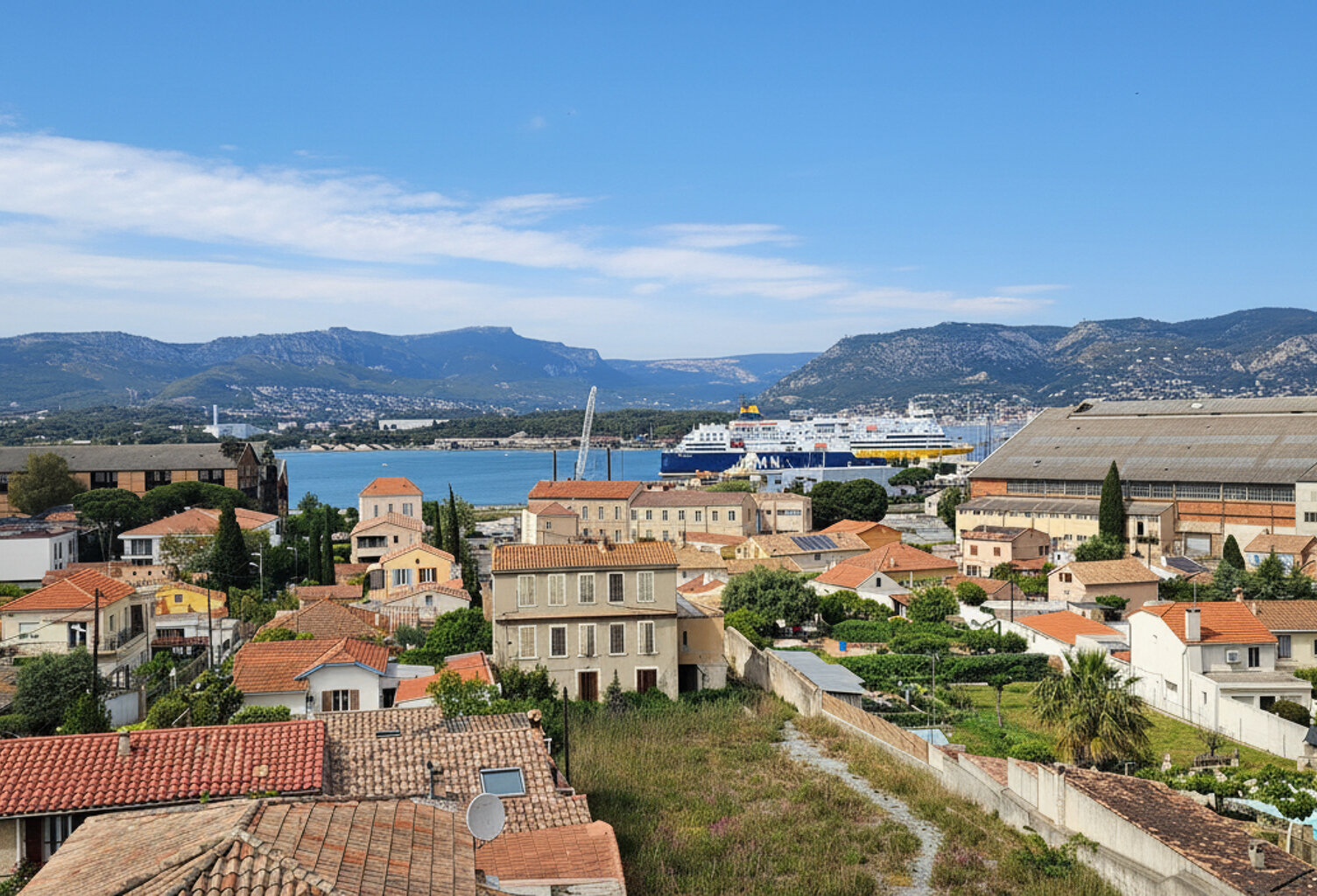 Appartement La Seyne Sur Mer 2 pièce(s) 45.52 m2 — photo 1