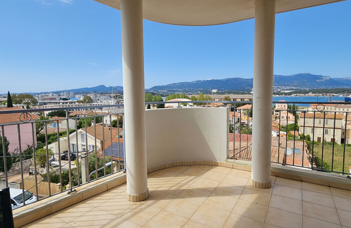 Appartement La Seyne Sur Mer 2 pièce(s) 45.52 m2 — photo 2