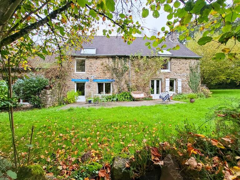 Magnifique demeure de plus 350 m² + un gîte dans un havre de paix — photo 1