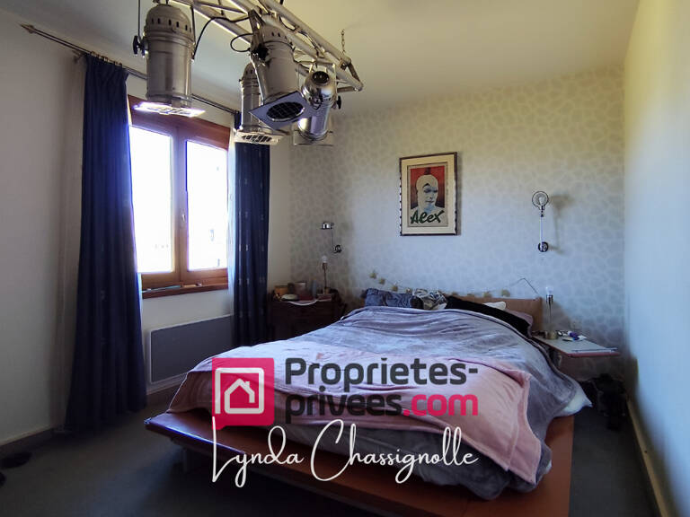 Maison à Riorges, implantée sur une belle parcelle de 4500 m² — photo 1